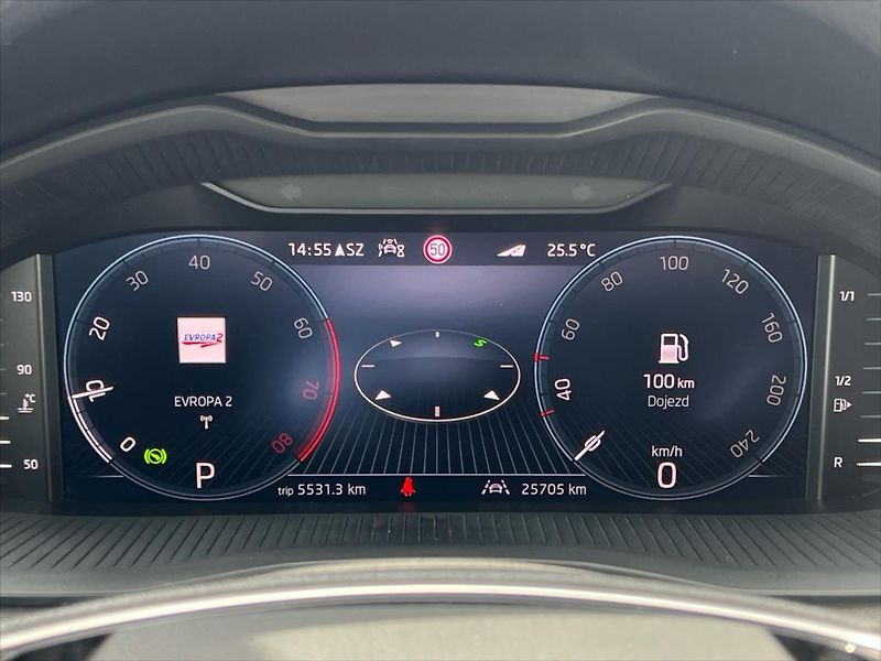 Škoda Scala 1,0 TSi 85 kW 7DSG 130 LET PRE - fotka 16 z 30