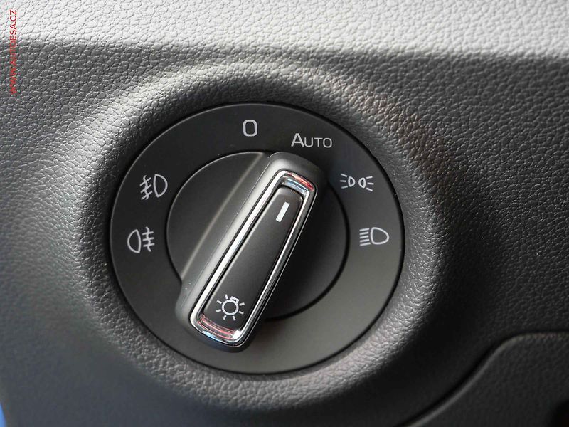 Škoda Scala (2019) 1.5 TSi, ČR, DSG, LED - fotka 12 z 27
