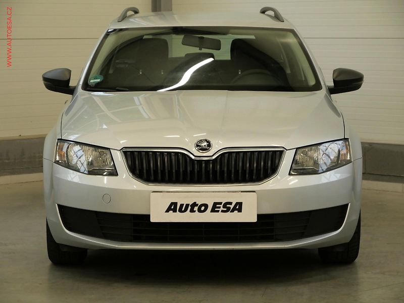 Škoda Octavia (2015) 1.6 TDi, Klima - fotka 2 z 16