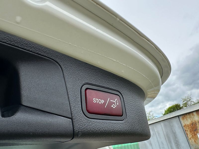 Mercedes-Benz EQA (2023) 250 69,7 kWh - fotka 14 z 29