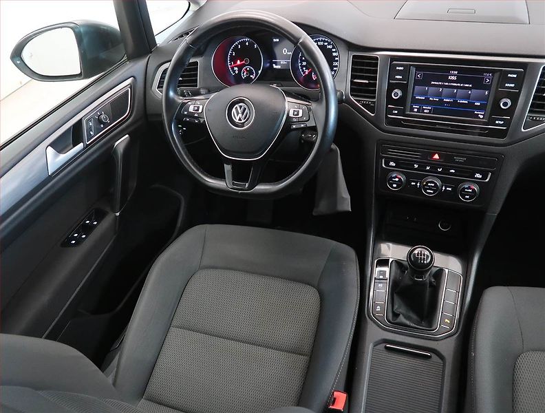 Volkswagen Golf Sportsvan (2018) 1.5 TSI, Serv.kniha, Tempomat - fotka 7 z 14