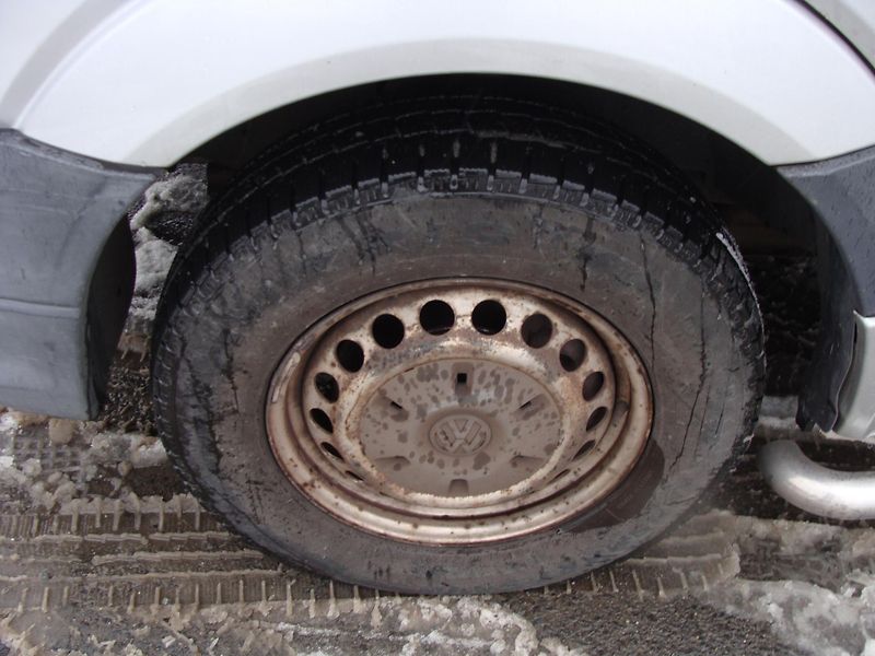 Volkswagen Crafter 2.5 TDi, 80 kW, klima, tažné - fotka 17 z 25