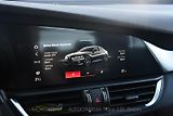 Alfa Romeo Giulia 2.0 TURBO 16V 206kW Q4 VELOCE - náhled 33