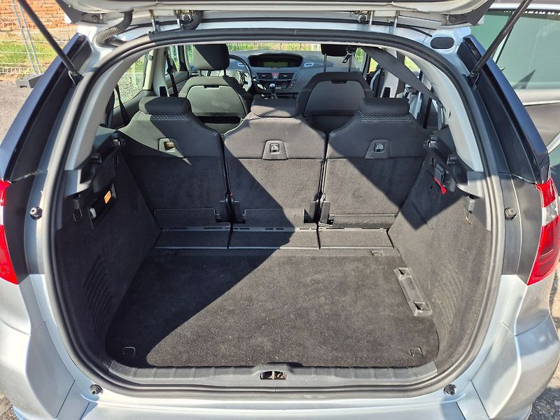 Citroën C4 Picasso 1.6HDi 80kW - Nová STK - fotka 25 z 26