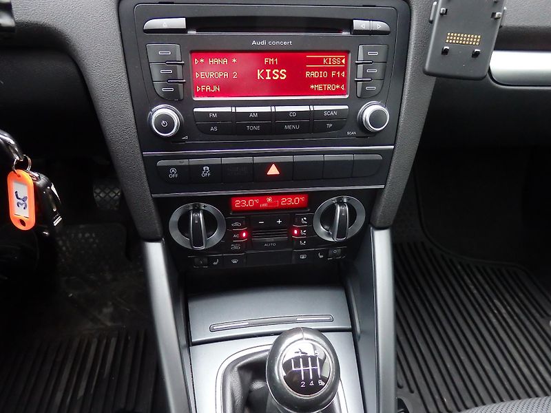 Audi A3 SPORTBACK 1.4 TFSI 6x AIRBAG - fotka 14 z 15