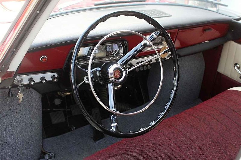 Tatra 603 - první verze