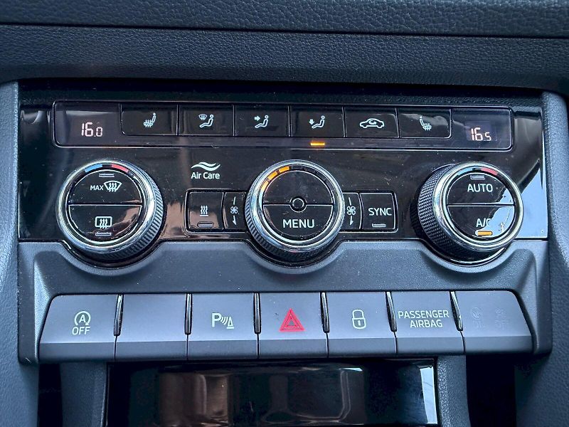 Škoda Kodiaq (2019) 2.0 TSI 140kW 4x4 DSG Soleil - fotka 27 z 35