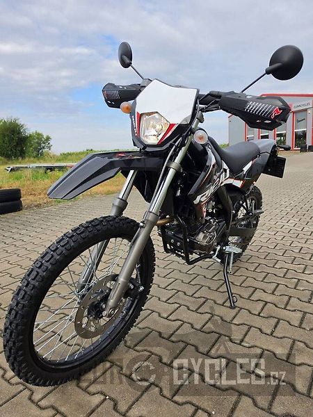Rieju Marathon 125 Pro (2024) - fotka 7 z 13