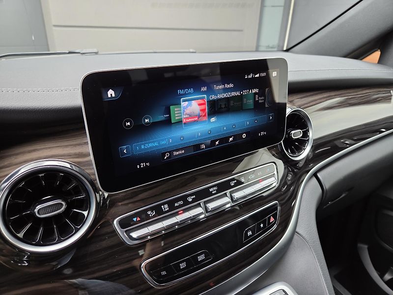 Mercedes-Benz Třídy V (2023) 300d 4M AVG AMG TOPvýbava 1m - fotka 34 z 49