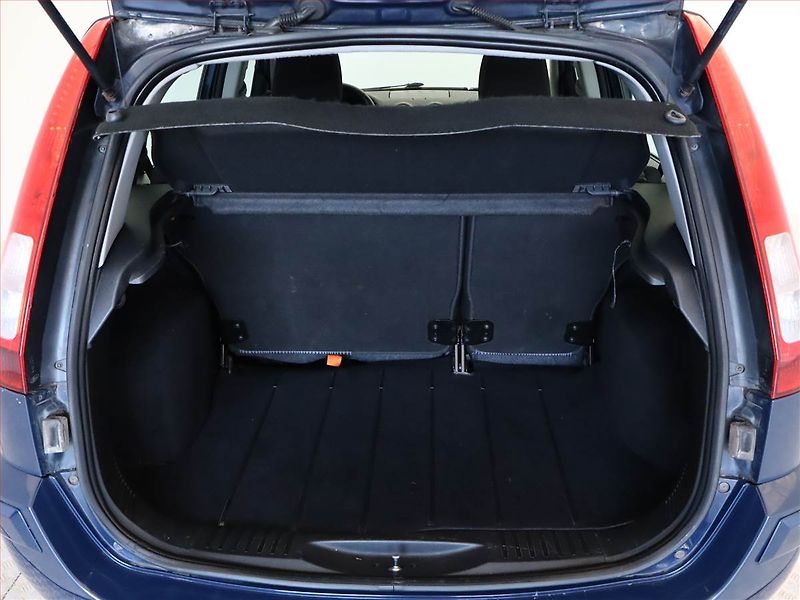 Ford Fusion (2010) 1.4, ČR,1.maj, jezdí výborně - fotka 11 z 13