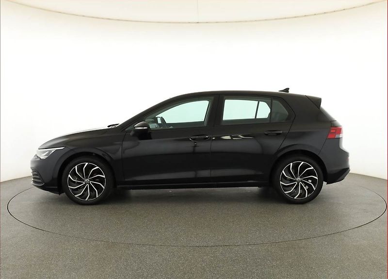 Volkswagen Golf (2021) 1.5 eTSI, Serv.kniha, Tempomat - fotka 3 z 17