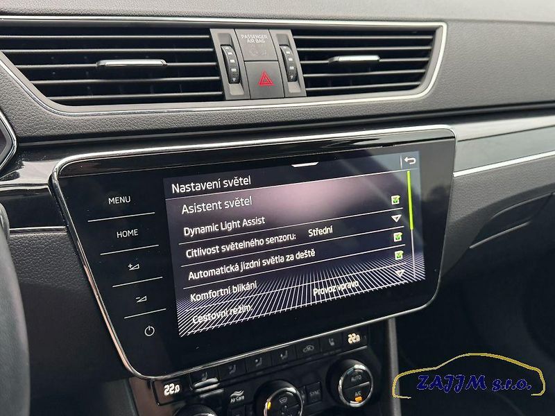 Škoda Superb L&K 2.0TSi 206kw 4x4 webasto - fotka 32 z 60