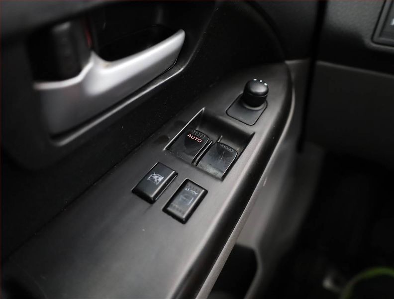 Suzuki SX4 (2011) 1.6 VVT, 4X4, Vyhř. sedaček - fotka 12 z 14
