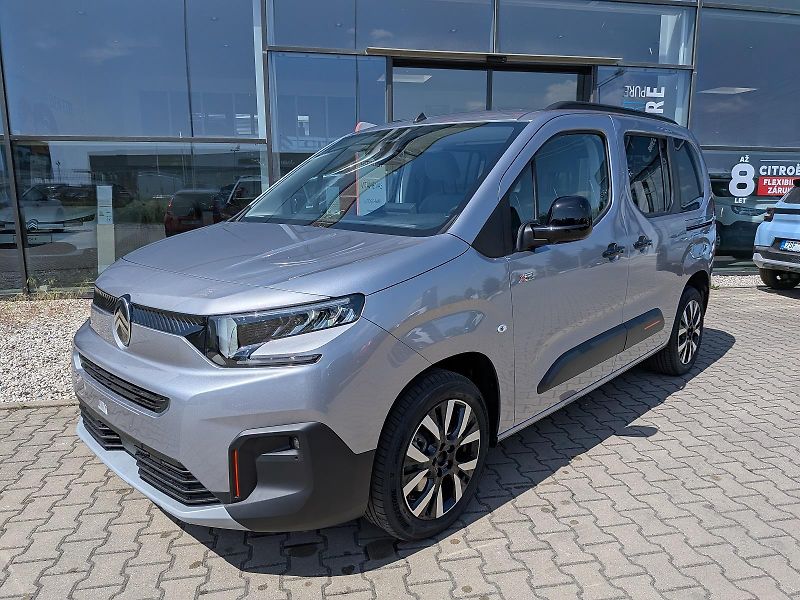 Citroën Berlingo (2026) MAX Diesel 130k Manual - fotka 2 z 12