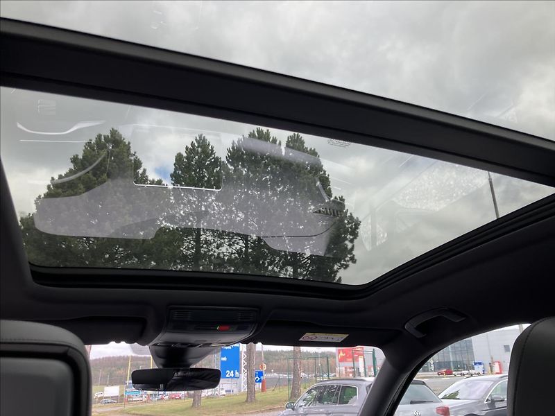 Seat Tarraco 2,0 FR 147 KW TAŽNÉ,WEBASTO - fotka 17 z 30
