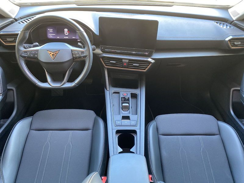 Cupra Formentor (2024) 1.5 TSI DSG - fotka 5 z 35