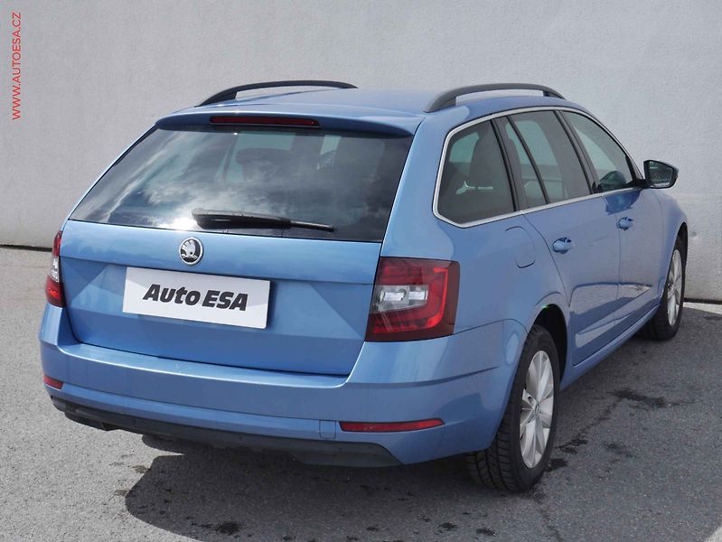 Škoda Octavia (2017) 1.6 TDi, ČR, STK 9/2027 - fotka 4 z 13