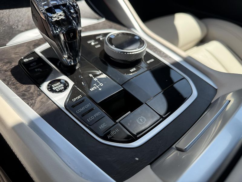 BMW X6 (2021) 40D, M-SPORT,ČR,1 MAJITEL - fotka 24 z 42