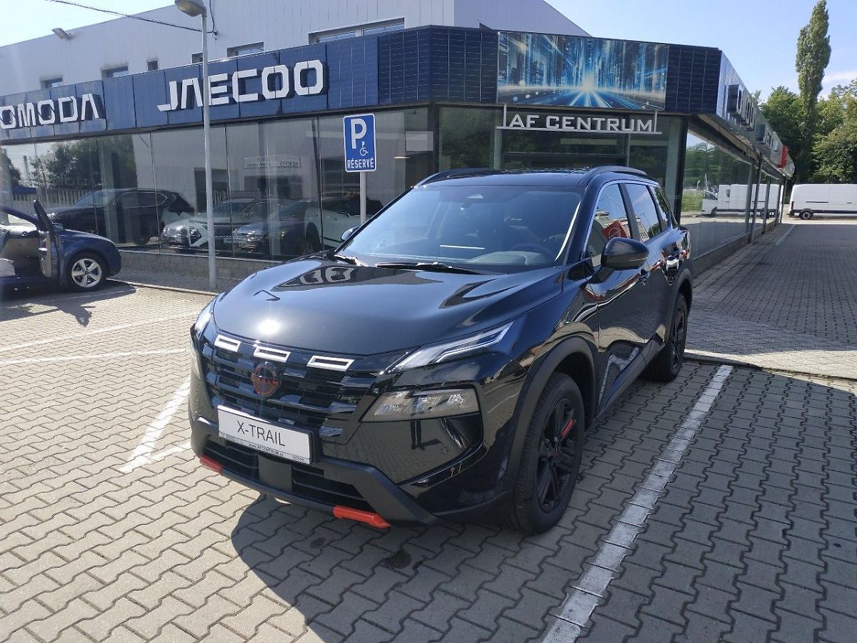 Nissan X-Trail E-POWER e-4ORCE N-TREK SKLADEM