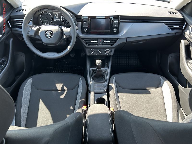 Škoda Kamiq (2022) 1.0 TSi, Active, +kola - fotka 8 z 17