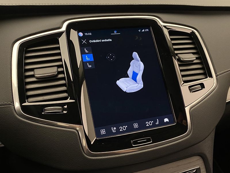 Volvo XC90 T8 AWD RECHARGE PLUS DARK CZ - fotka 71 z 73