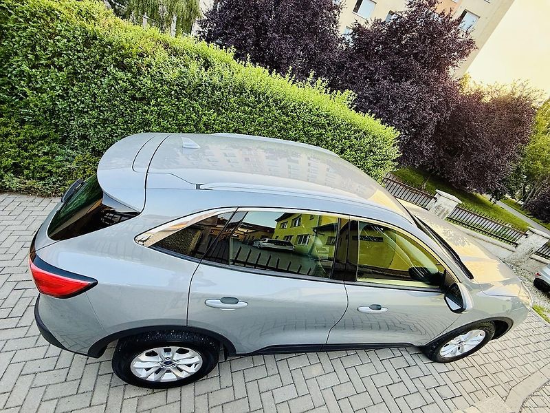 Ford Kuga (2023) 1,5EB 110kW TITANIUM TAŽNÉ ČR - fotka 15 z 18