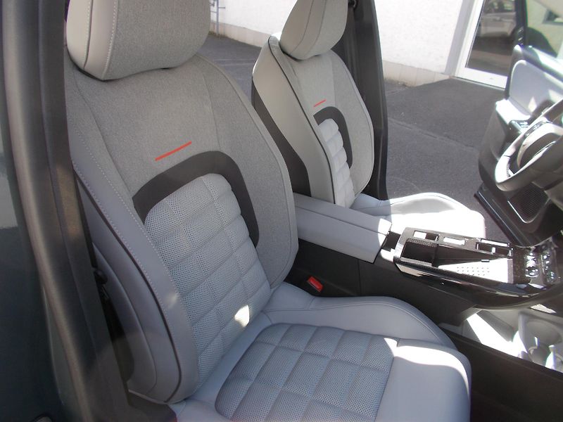 Citroën C5 Aircross MAX Plug-in Hybrid 225 Automat - fotka 10 z 15