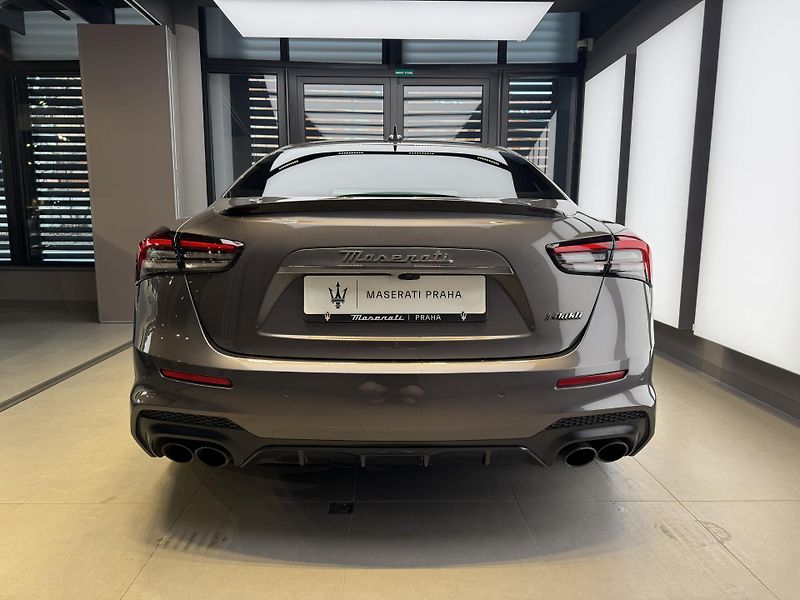 Maserati Ghibli (2022) Trofeo 580 HP - Záruka 03/27 - fotka 6 z 20