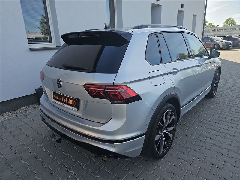 Volkswagen Tiguan 2,0 TSi 235KW D7 R DPH NAVI - fotka 6 z 44
