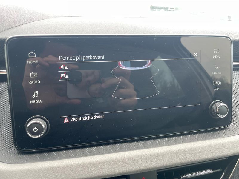 Škoda Kamiq 1.0 TSi DSG 7st. TOP SELECTION - fotka 20 z 26