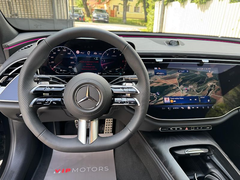 Mercedes-Benz Třídy E E450d-4M-AMG-NEZ.T-3D-R20-ČR - fotka 18 z 46