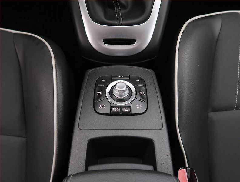 Renault Scénic (2012) 1.5 dCi, Tempomat - fotka 16 z 20