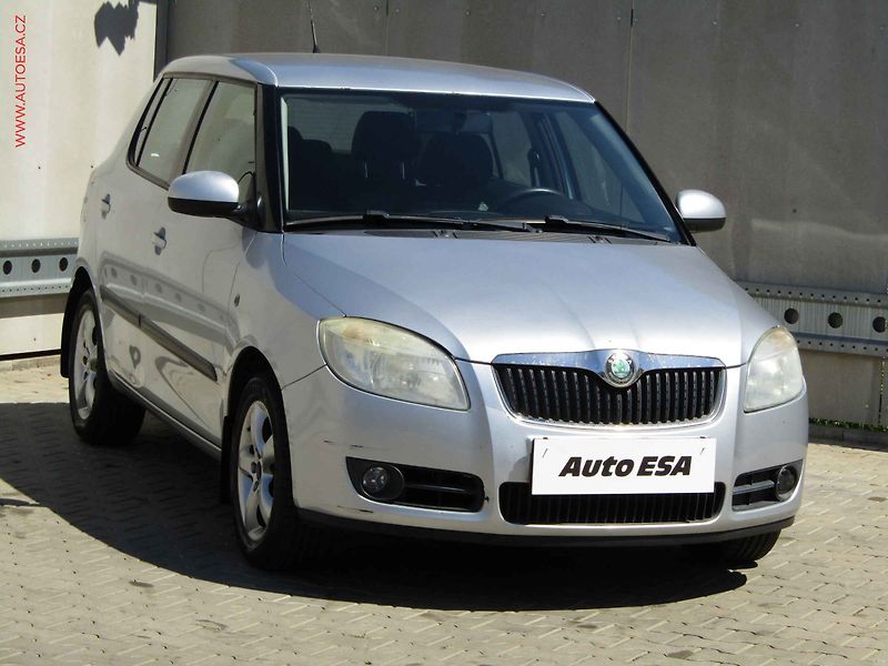 Škoda Fabia (2008) 1.2 i, ČR, STK5/28 - fotografie inzerátu