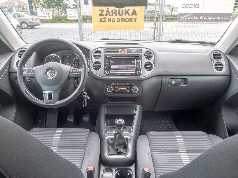Volkswagen Tiguan (2010) ČR 2.0TSI 125KW 4x4 - SERVIS - fotka 13 z 48