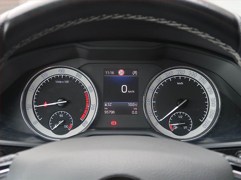 Škoda Superb (2020) Sportline 1.5 TSI - fotka 11 z 28
