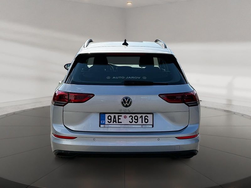 Volkswagen Golf Variant (2022) LIFE 1.0TSI 81kW CZ DPH - fotka 5 z 11