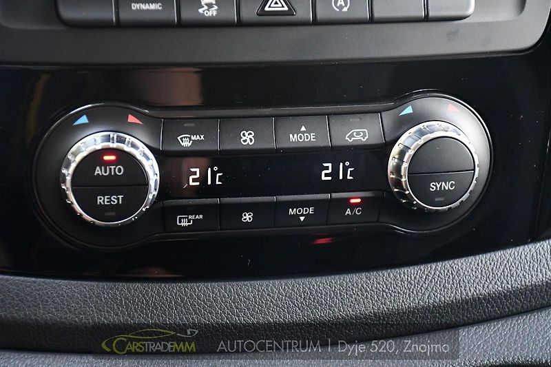Mercedes-Benz Vito TOURER - fotka 30 z 45