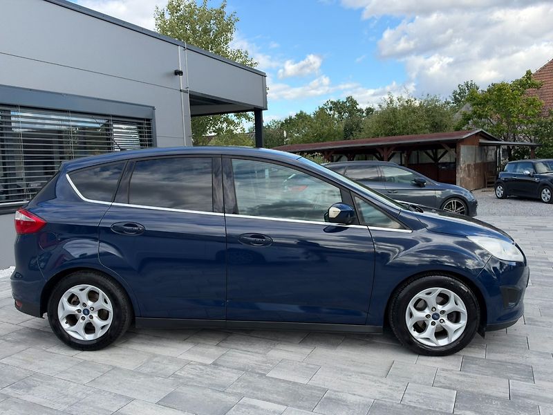 Ford C-MAX (2012) Trend 1.6i 77kW - fotka 4 z 30