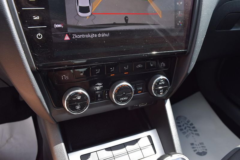 Škoda Octavia (2019) 1.5TSI 110kw AMBITION TAŽ WEB - fotka 25 z 50
