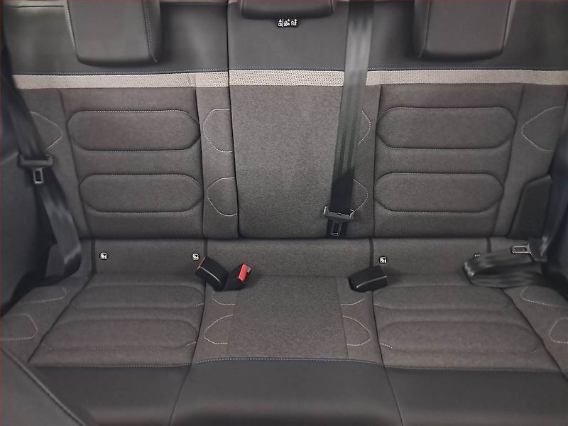 Citroën C4 (2022) 1.2 PureTech, ČR,1.maj - fotka 10 z 19