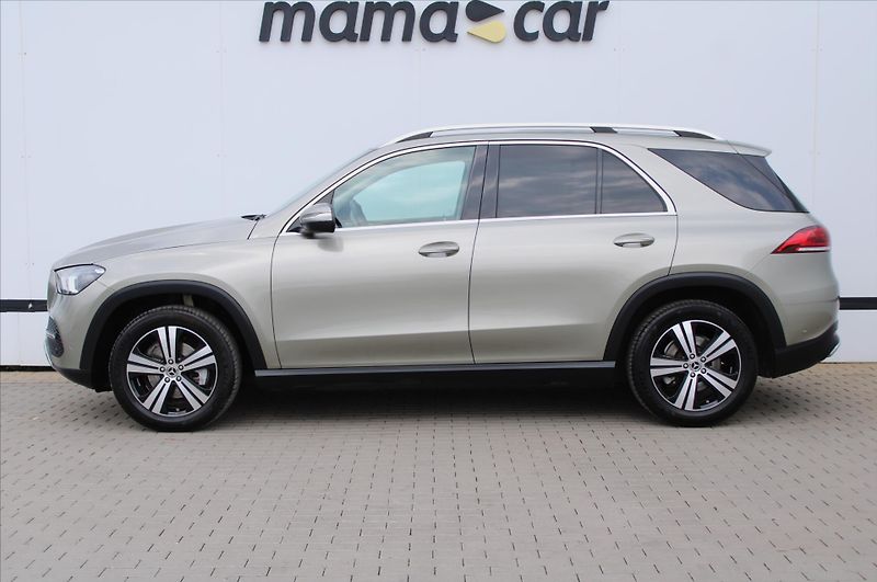 Mercedes-Benz GLE 300d 4MATIC TAŽNÉ 1.MAJ. ČR - fotka 4 z 28