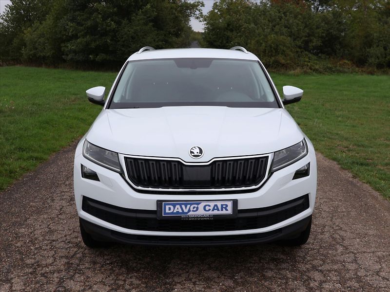 Škoda Kodiaq 2,0 TDI 140kW DSG 4x4 CZ Style - fotka 2 z 25