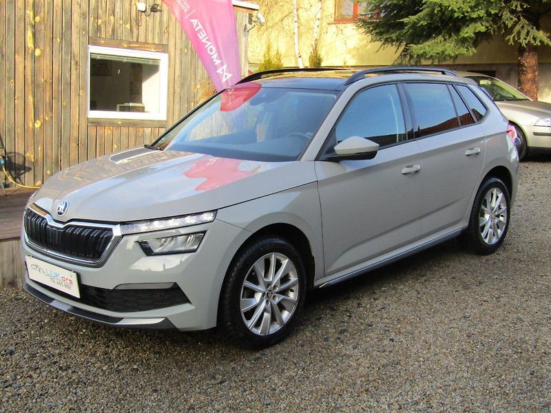 Škoda Kamiq (2021) 1.0 TSI 66kW - fotka 1 z 35