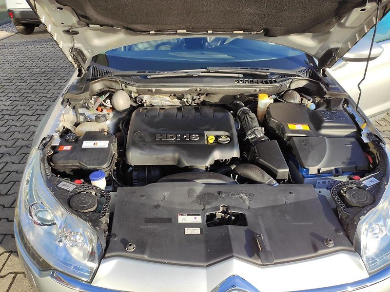 Citroën C5 (2014) 2.0HDI 140k EXCLUSIVE MAN6 HYD - fotka 43 z 43