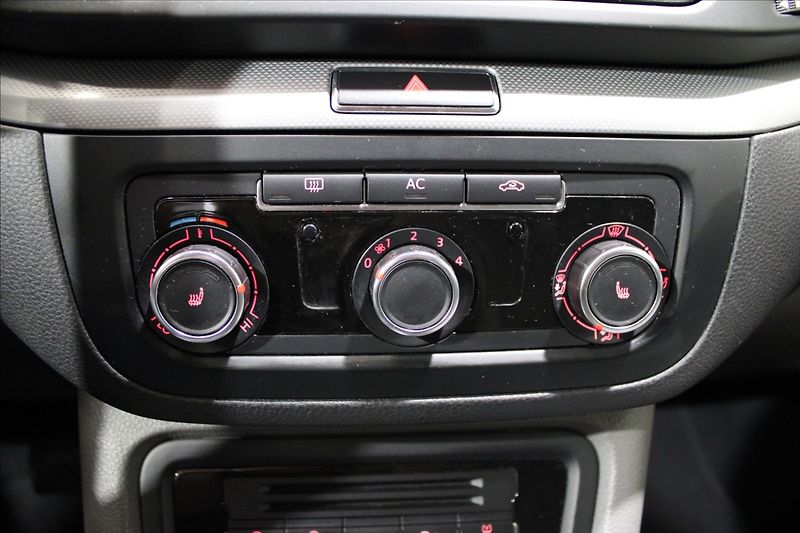 Volkswagen Sharan 2,0 TDI - fotka 22 z 29