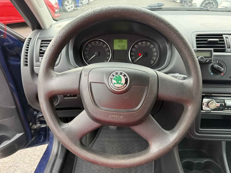 Škoda Roomster (2011) 1.6 TDi, Klima - fotka 12 z 15