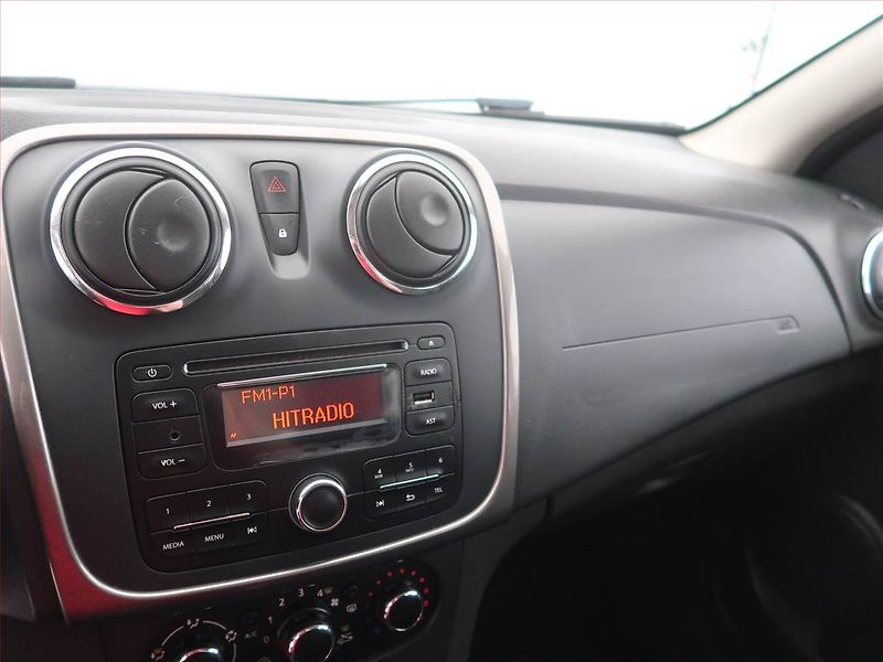 Dacia Sandero (2015) 1.2 16V, LPG - fotka 10 z 12