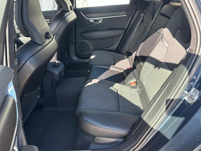 Volvo V90 (2018) 2.0D, 140KW, CROSSCOUNTRY - fotka 12 z 25