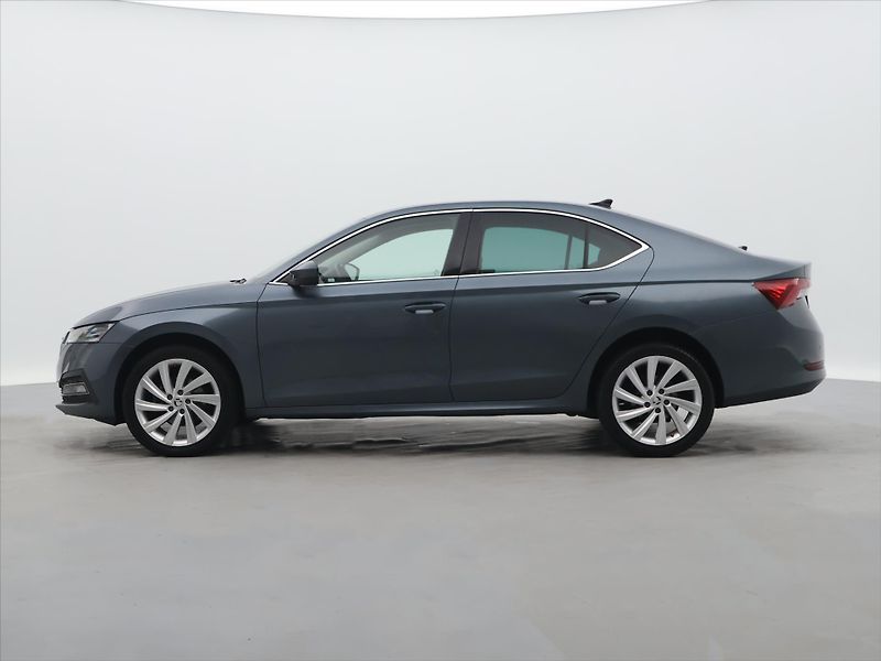 Škoda Octavia 2,0 TDI 110kW DSG Style CZ - fotka 4 z 39
