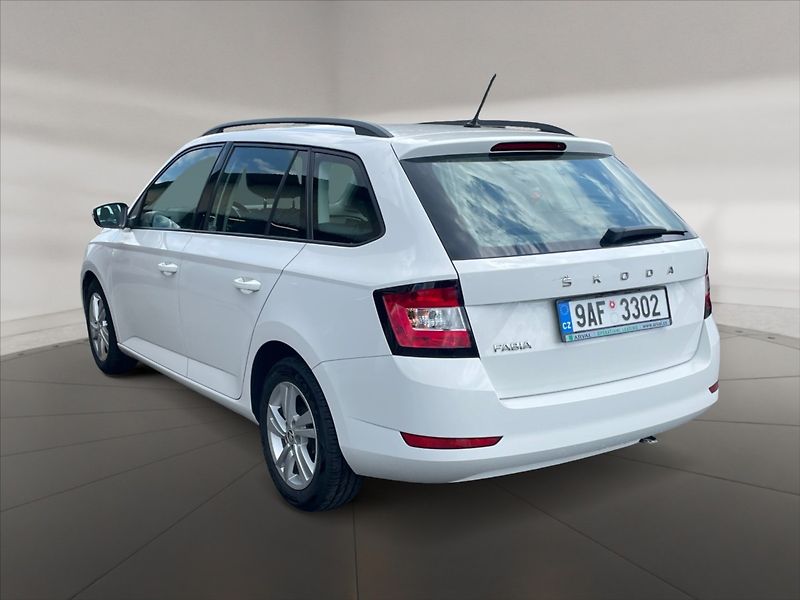 Škoda Fabia 1,0 TSI 70 Ambition - fotka 4 z 11